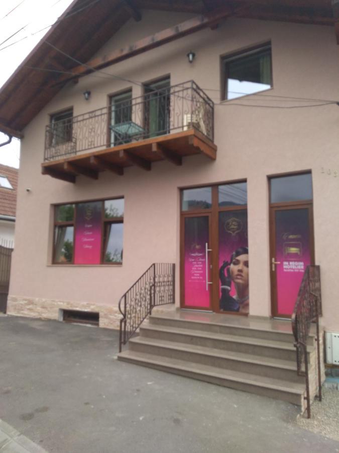 Cazare Regim Hotelier Zărneşti Exterior foto