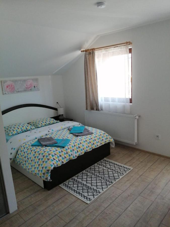 Cazare Regim Hotelier Zărneşti Exterior foto